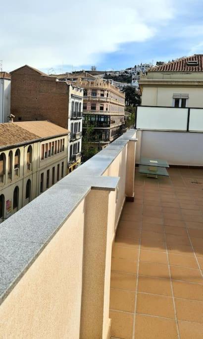 Atico Duplex Gran Via Granada Apartment Exterior photo